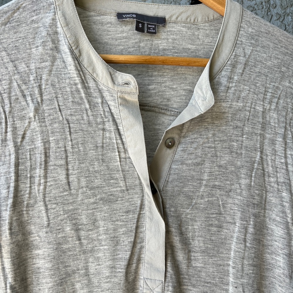 Vince women’s henley top size small gray GUC